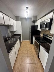 6633 W Airport Boulevard 810, Houston, TX 77035