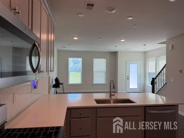 202 Lyla Lane, New Brunswick, NJ 08901