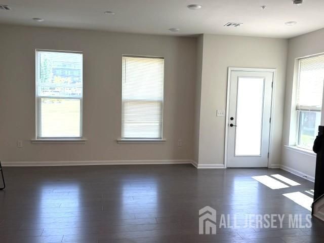202 Lyla Lane, New Brunswick, NJ 08901