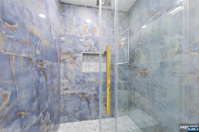 0-89 Morlot Avenue, Fair Lawn, NJ 07410