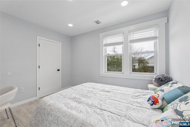 0-89 Morlot Avenue, Fair Lawn, NJ 07410