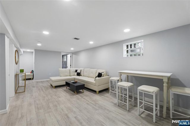 0-89 Morlot Avenue, Fair Lawn, NJ 07410