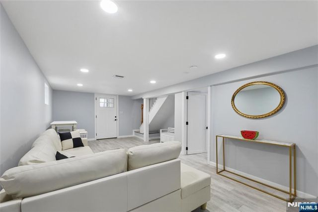 0-89 Morlot Avenue, Fair Lawn, NJ 07410