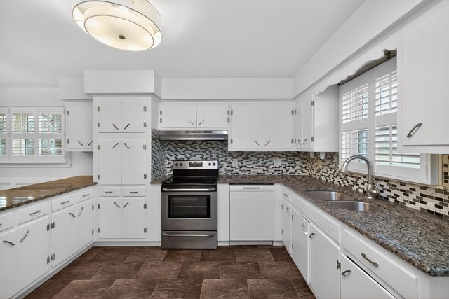 316 Dixie Manor, Harrodsburg, KY 40330