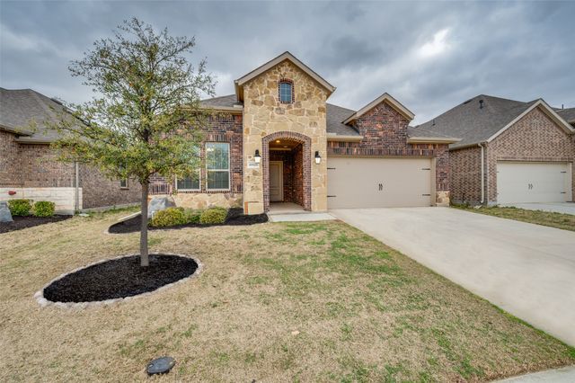 10929 Gold Pan Trail, Aubrey, TX 76227