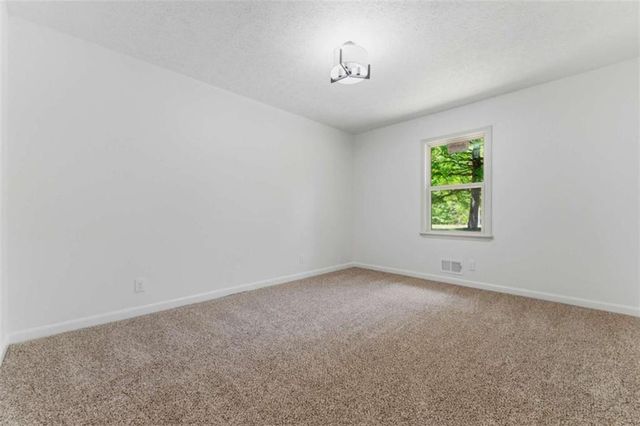 565 Ray Cole Road, Dallas, GA 30157