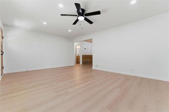 565 Ray Cole Road, Dallas, GA 30157