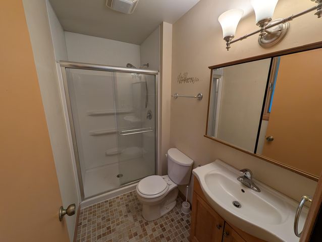 11 Stoner Drive, Valparaiso, IN 46385