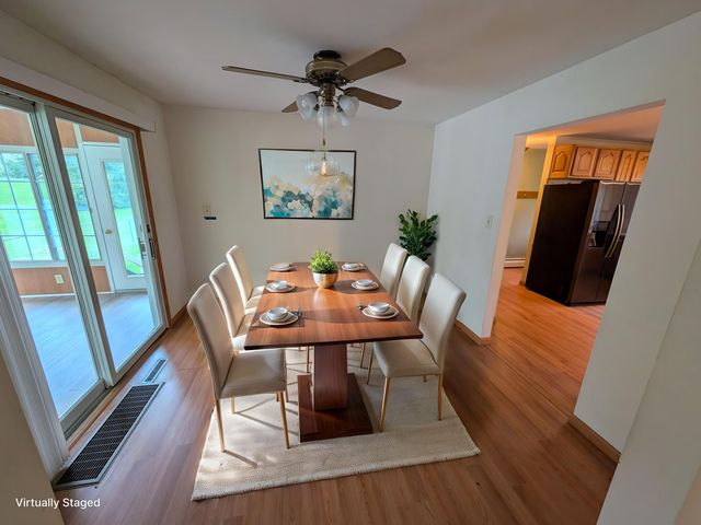 11 Stoner Drive, Valparaiso, IN 46385