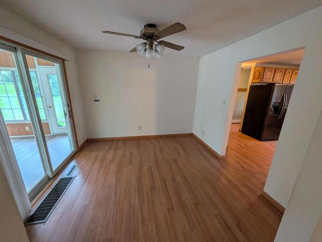 11 Stoner Drive, Valparaiso, IN 46385