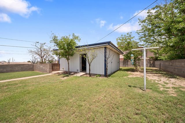 601 Caylor Dr, Big Spring, TX 79720