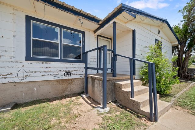 601 Caylor Dr, Big Spring, TX 79720