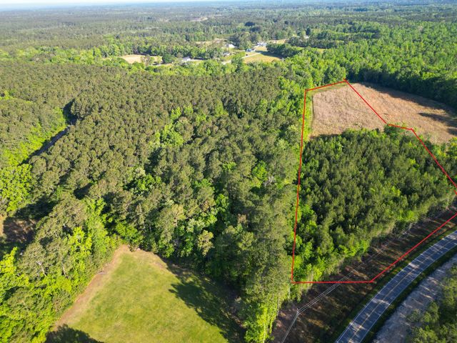 1162 Carter Road, Ridgeville, SC 29472