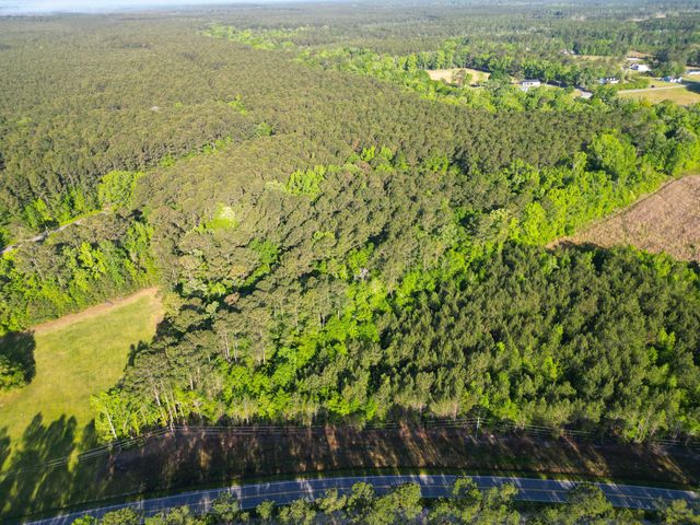 1162 Carter Road, Ridgeville, SC 29472