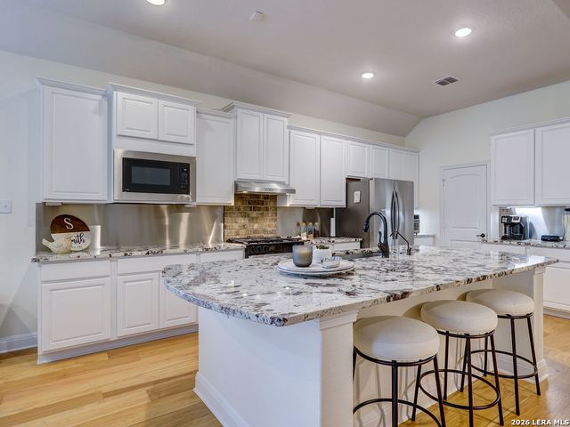 599 Mission Hill Run, New Braunfels, TX 78132