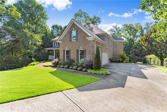 2780 Shumard Oak Drive, Braselton, GA 30517