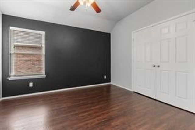 1002 Hidden Oaks Drive, Burleson, TX 76028