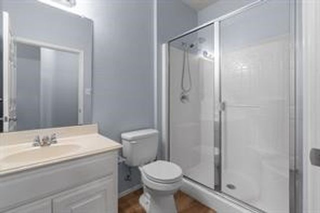 1002 Hidden Oaks Drive, Burleson, TX 76028