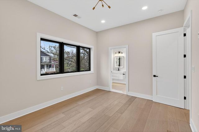 4246 15TH ST N, Arlington, VA 22207