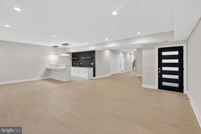 4246 15TH ST N, Arlington, VA 22207