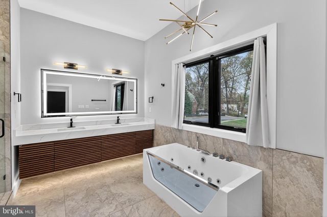 4246 15TH ST N, Arlington, VA 22207