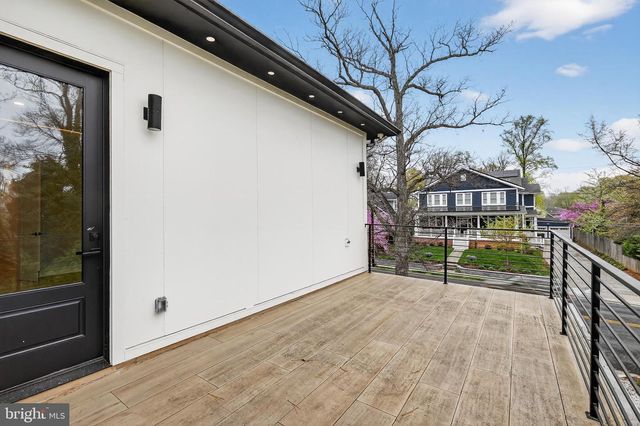 4246 15TH ST N, Arlington, VA 22207