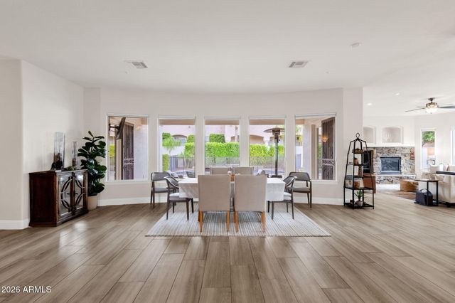 8952 E WETHERSFIELD Road, Scottsdale, AZ 85260