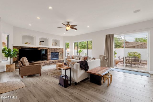 8952 E WETHERSFIELD Road, Scottsdale, AZ 85260