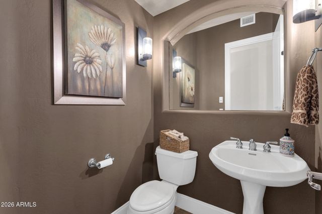 8952 E WETHERSFIELD Road, Scottsdale, AZ 85260