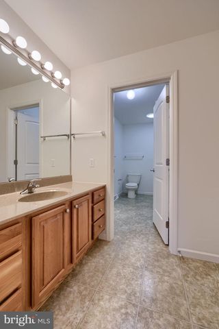 101 BANEBERRY LN, Lititz, PA 17543