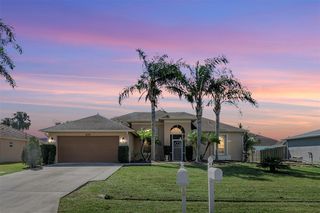 1038 SW Fisherman Ave, Port St Lucie, FL 34953