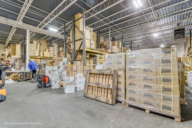 1340 Louis Avenue, Elk Grove Village, IL 60007