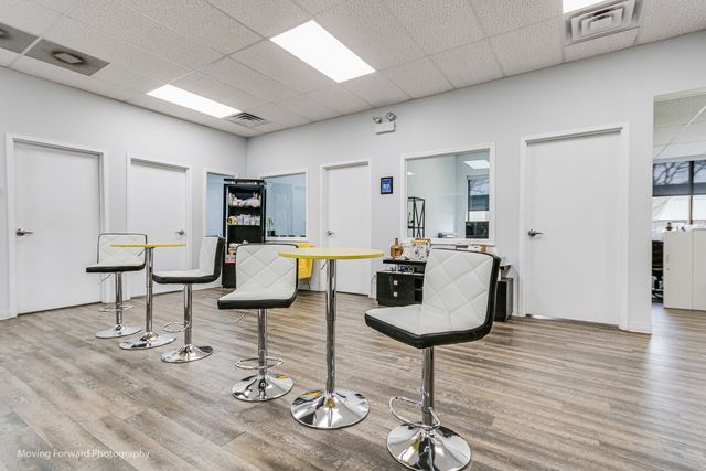1340 Louis Avenue, Elk Grove Village, IL 60007
