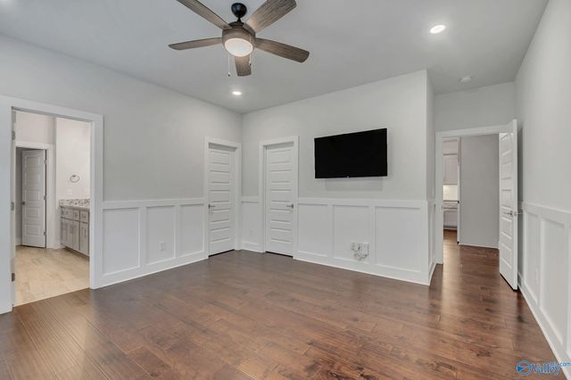 1602 Bridgedale Street NE, Huntsville, AL 35811