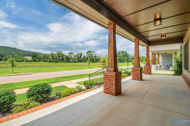 1602 Bridgedale Street NE, Huntsville, AL 35811