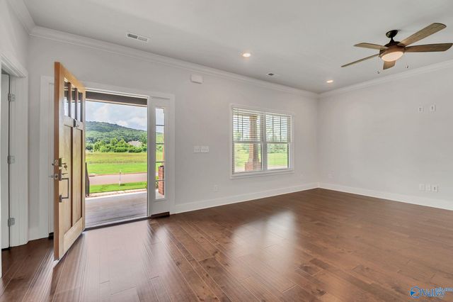 1602 Bridgedale Street NE, Huntsville, AL 35811