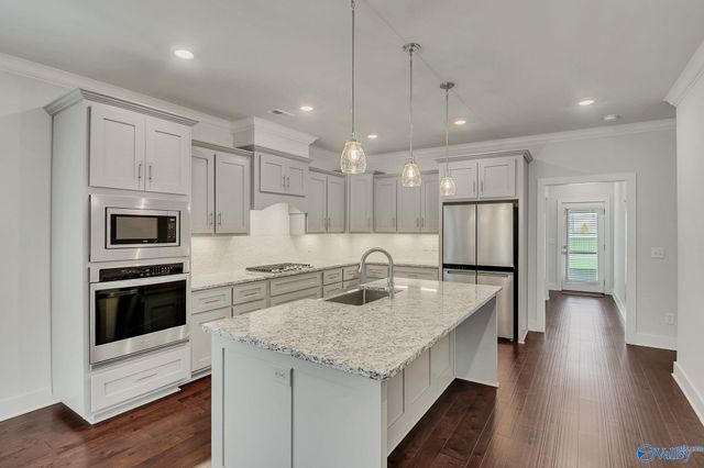 1602 Bridgedale Street NE, Huntsville, AL 35811