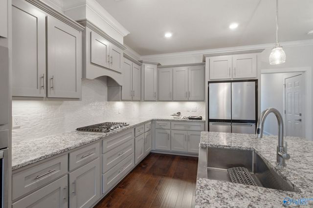 1602 Bridgedale Street NE, Huntsville, AL 35811