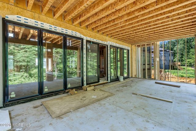 111 Parker Chase Court, Morganville, NJ 07751