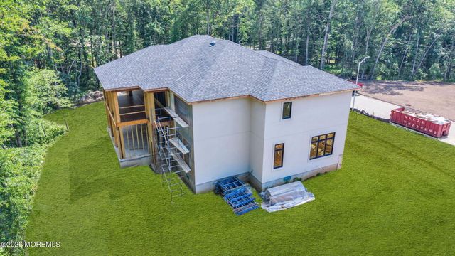 111 Parker Chase Court, Morganville, NJ 07751