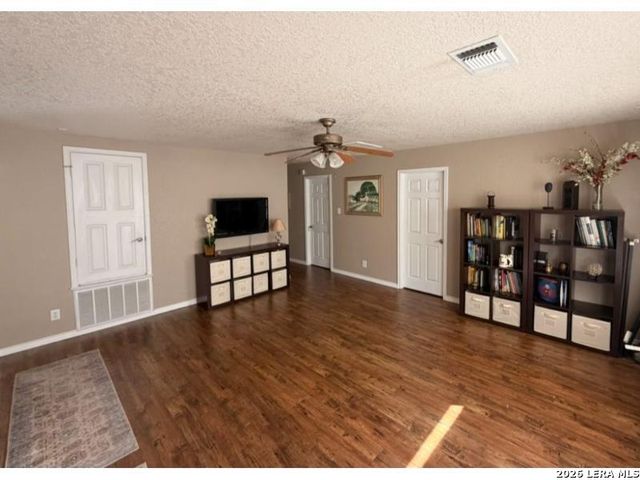21715 Brazos Bay, San Antonio, TX 78259