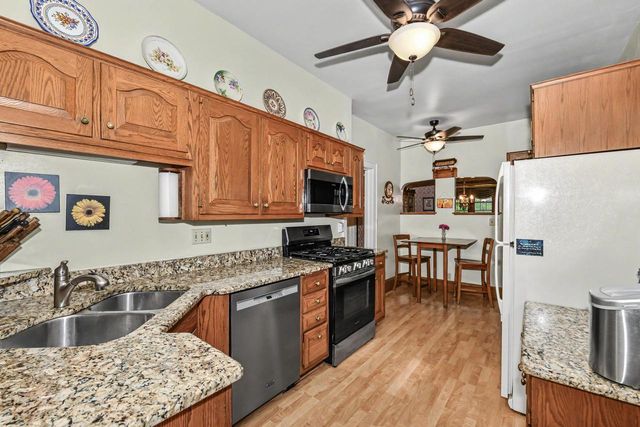 4915 W Woodlawn COURT, Milwaukee, WI 53208