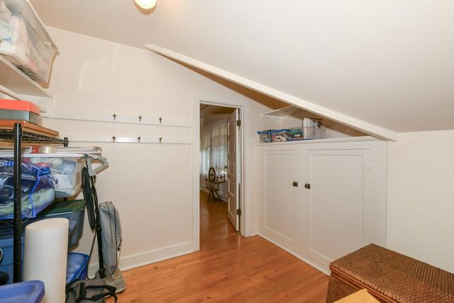 4915 W Woodlawn COURT, Milwaukee, WI 53208