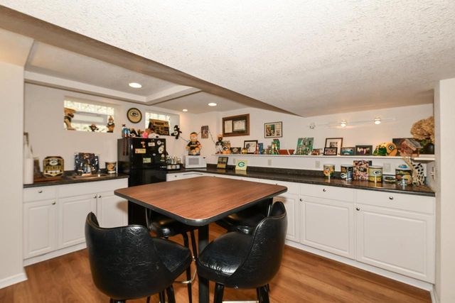 4915 W Woodlawn COURT, Milwaukee, WI 53208