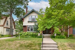 4915 W Woodlawn COURT, Milwaukee, WI 53208