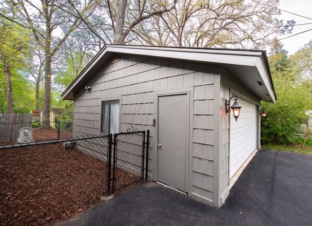 67 Honeysuckle Lane, Crystal Lake, IL 60014