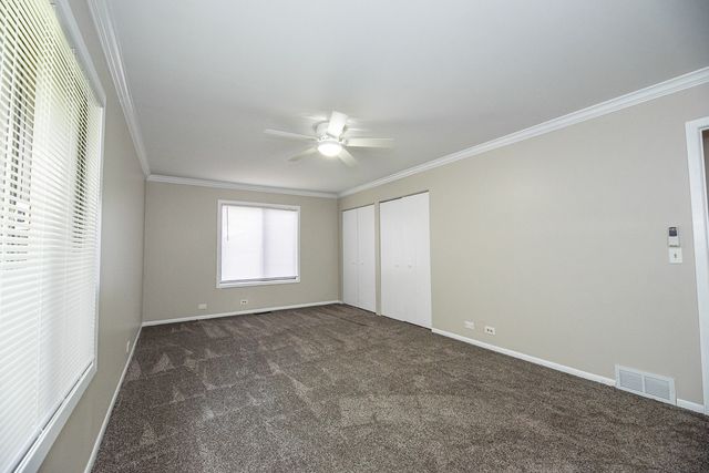 67 Honeysuckle Lane, Crystal Lake, IL 60014