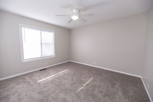 67 Honeysuckle Lane, Crystal Lake, IL 60014
