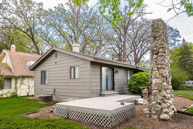 67 Honeysuckle Lane, Crystal Lake, IL 60014