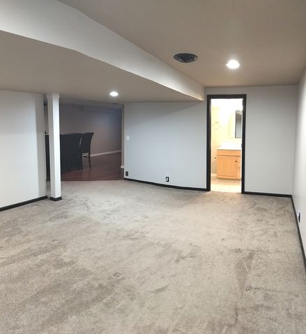 67 Honeysuckle Lane, Crystal Lake, IL 60014